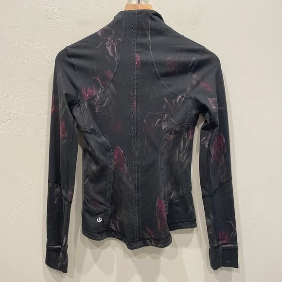 Lululemon Forme Jacket *Cuffins in Midnight Iris Multi - Picture 4 of 14